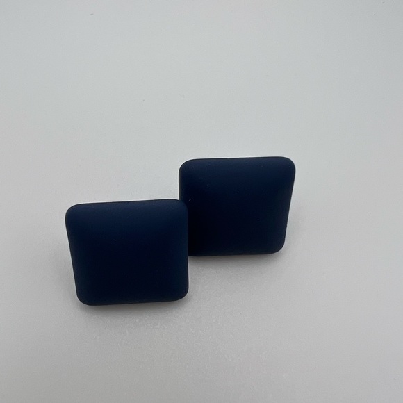 Classic Black & Blue Square Stud Earring set - Trendy Large Stud Earrings Set - Picture 5 of 13